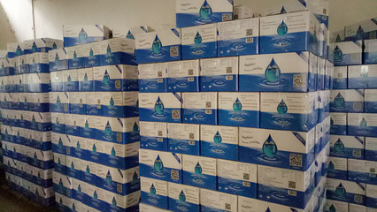 厂家新款550ml×24瓶箱雨林山泉天然饮用矿泉水测评 纯净之选，健康随行